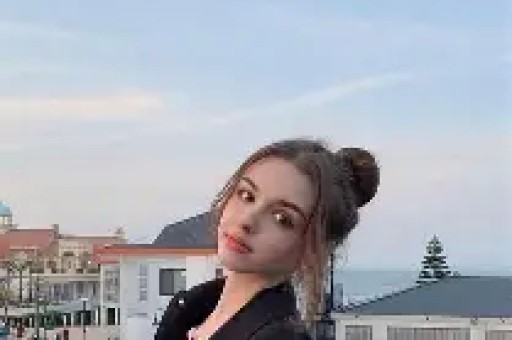斗鱼女主播忘关摄像头私密画面流出!虚假人设彻底翻车 斗鱼女主播忘关摄像头私密画面流出!虚假人设彻底翻车